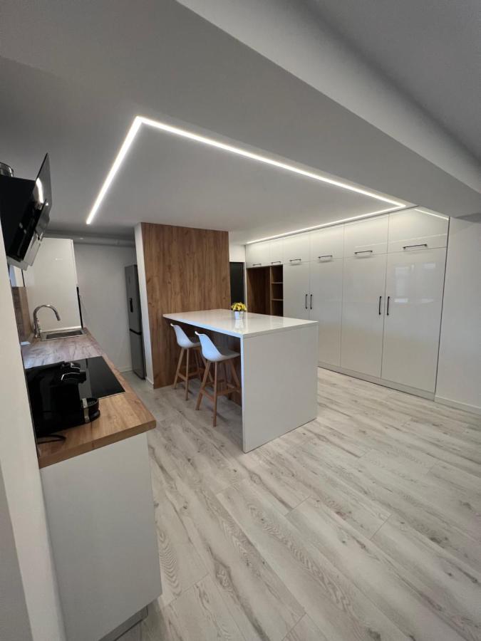 Modern Premium Apartment 1 Targoviste Exteriör bild